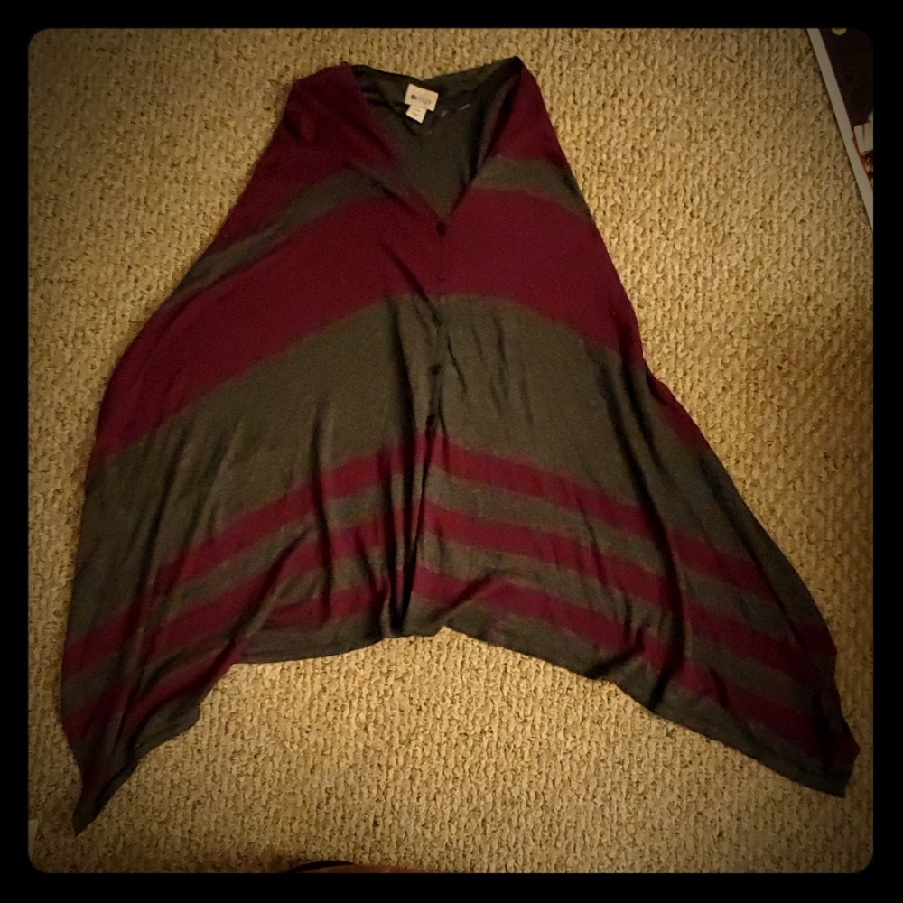 Gray and purple poncho with buttons